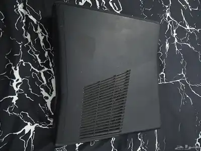 للبيع شاشه LG وسماعه G435 و اكس بوكس 360 و طاولة حرف L سوداء 8