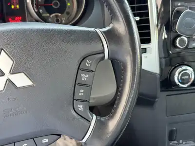 باجيرو GLS 2020 ذهبي 11