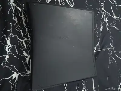 للبيع شاشه LG وسماعه G435 و اكس بوكس 360 و طاولة حرف L سوداء 6
