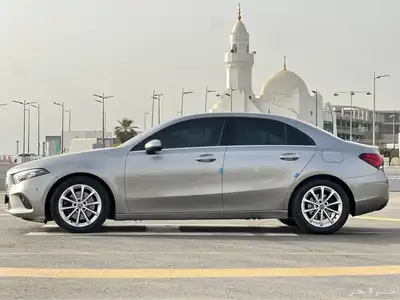مرسيدس a220 موديل 2020 4