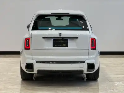Rolls Royce Cullinan 2025 black badge 5