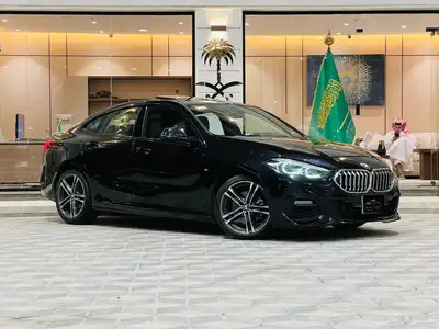 بى ام دبليو 2021 218i الناغى كت M فل كامل 1