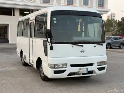 باص نيسان سلفيان 2007 ديزل نضيف 2