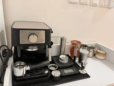 مكينة اسبرسو EC260BK نطيفة 0