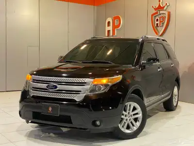 فورد أكسبلور XLT 2013 بحالة نظيفة 5