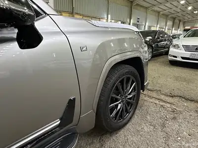 جيب لكزس 600 LX أف سبورت م 2024 سعودي شيه أصفاار 29
