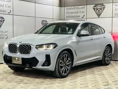 بي إم دبليو X4 موديل 2022 1