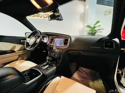 تشارجر 2018 V6 بحاله ممتازه 10