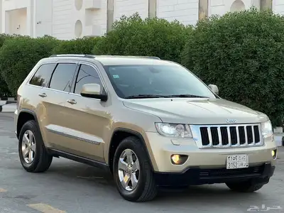 جيب شروكي 2012 لاريدو (بحالة ممتازة) 2