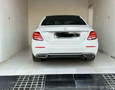 ميرسيدس E300 12