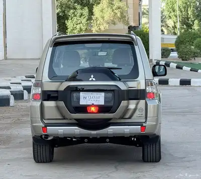 باجيرو GLS 2020 ذهبي 5