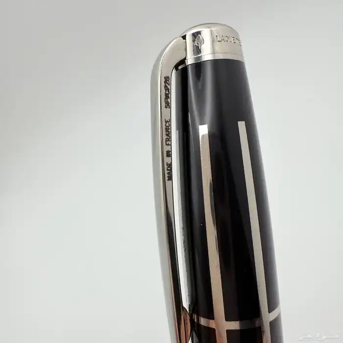 قلم فاخر من S.T. Dupont Defi 2