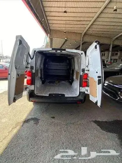 بيجو اكسبرت فان بضاعه ديزل قير اوتوماتيك 2025 4
