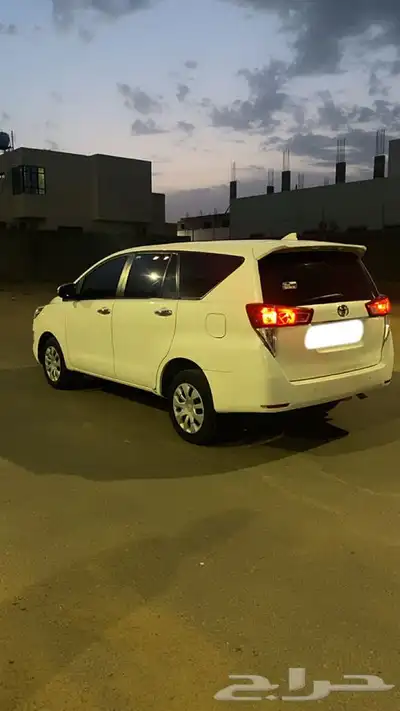 باص انوفا 2019 0