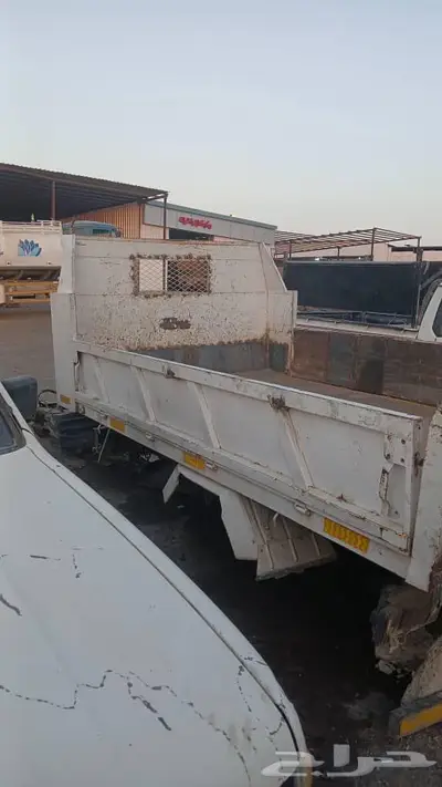 صندوق دينا قلاب نظيف للبيع 2