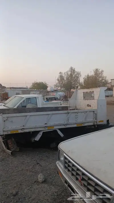 صندوق دينا قلاب نظيف للبيع 1