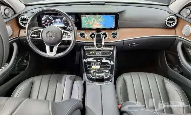 مرسيدس - e300 - 2020 - تم البيع 11