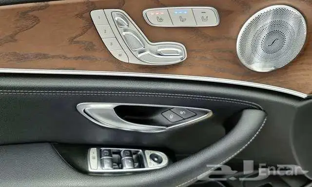 مرسيدس - e300 - 2020 - تم البيع 5