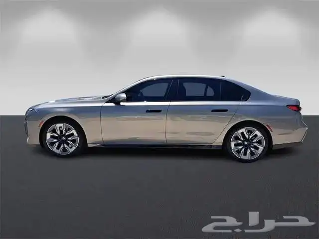 Bmw740i 2023 3