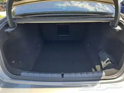 Bmw740i 2023 9
