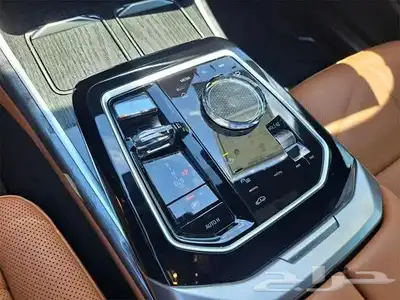 Bmw740i 2023 19