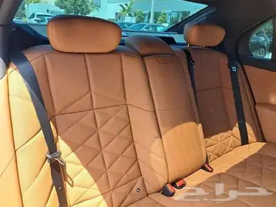 Bmw740i 2023 13