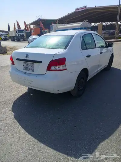 تويوتا يارس موديل  2009 4