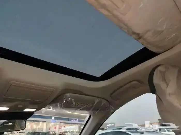 فورد تورس 2.0 امبينتي بنزين موديل 2025 9