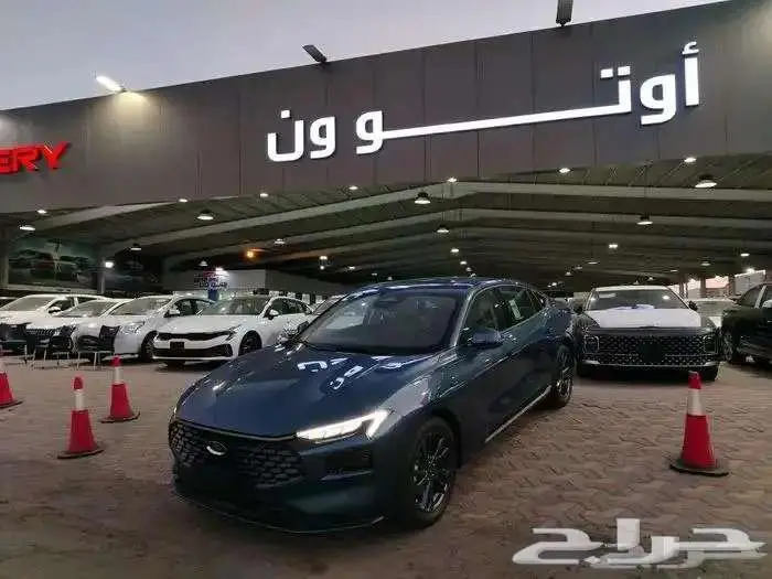 فورد تورس 2.0 امبينتي بنزين موديل 2025 0