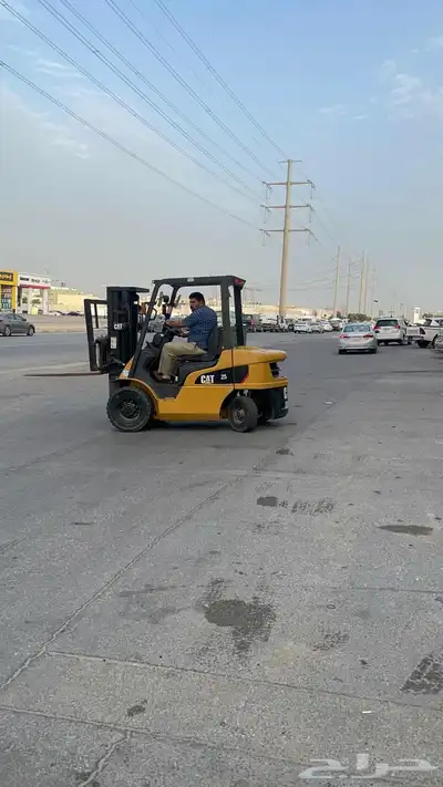 فوركلفت كتربلر 2.5 طن 0