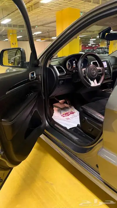 جيب قراند شروكي 2012 SRT 11