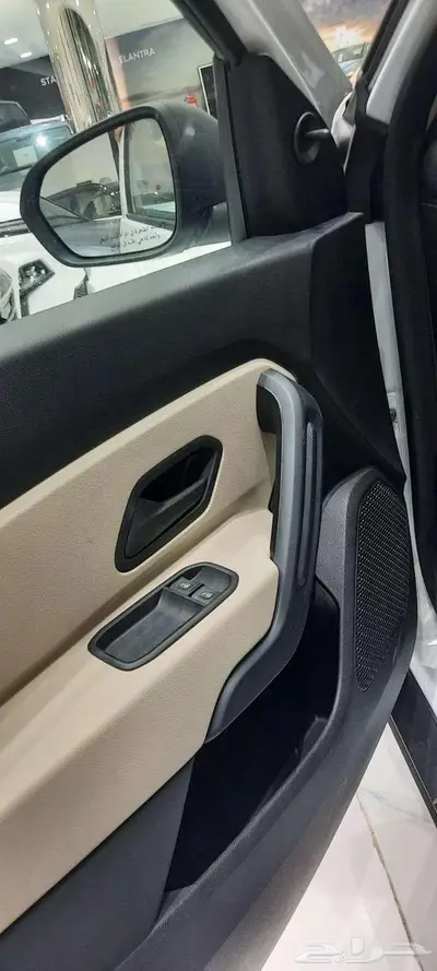 رينو داستر 2025 استادر الوعلان 50600 بالضريبة عرض خاص 1
