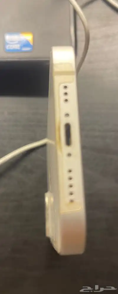 ايفون 13 ابيض 128 جيجا 6