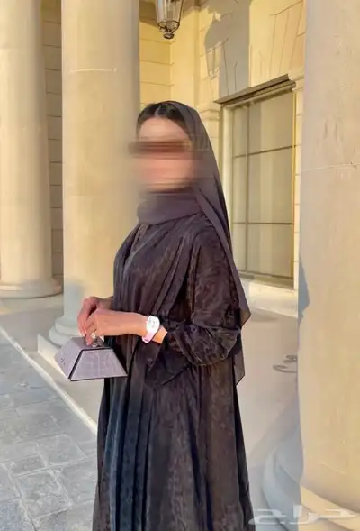 مودل للعبايات 0