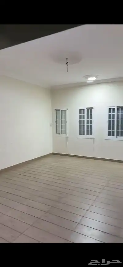 فله للإيجار 1