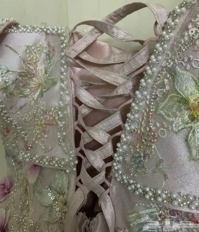 فستان ملكة او مناسبات من بارلينا وردي ورد 5