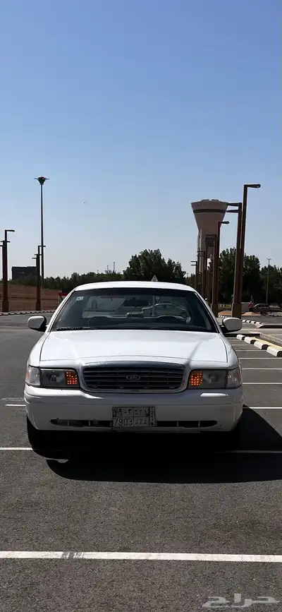 فورد كراون فيكتوريا للبيع 11