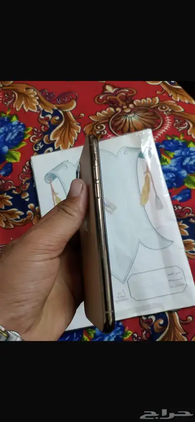 iPhone 11 Pro gold 256 GB physical dual Sim 1150 8