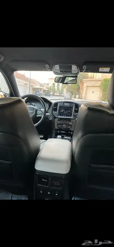 كرايزلر 2021 c300 s وكالة 8