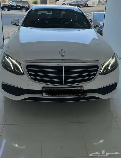 ميرسيدس E300 0
