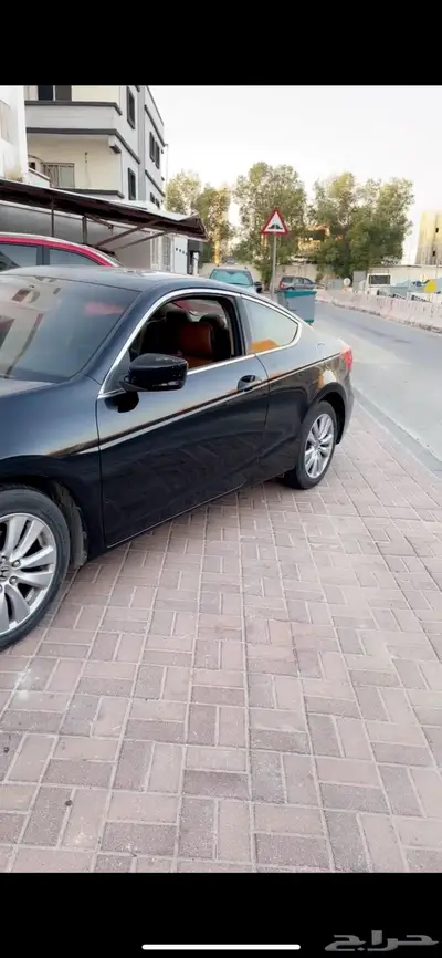 Honda accord coupe 2011 4