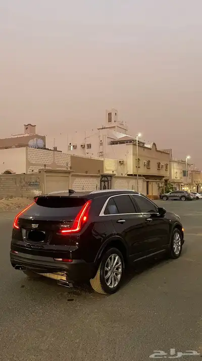 كاديلاك مصدوم XT42019 8
