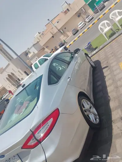 فيوجن 2015 ستاندر 4