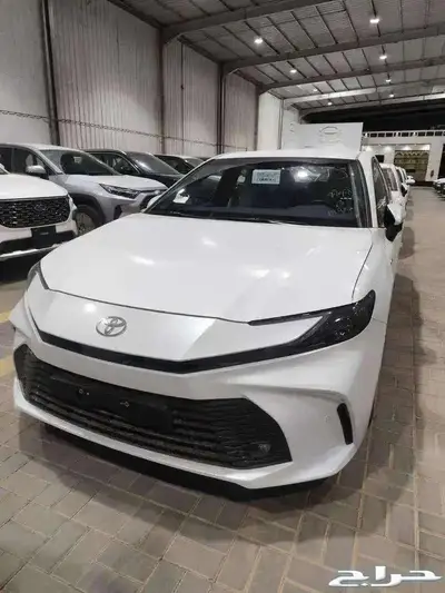 كامري E استاندر 2025 0