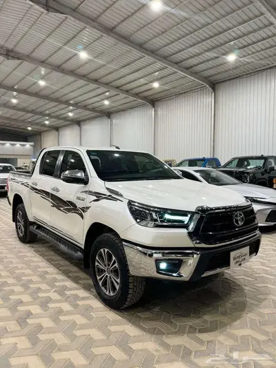 هايلكس دبل بنزين موديل 2022 2