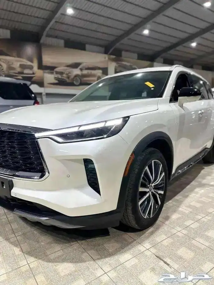 انفينتي QX60 لاكجري وسينسوري 2023 جديده 8