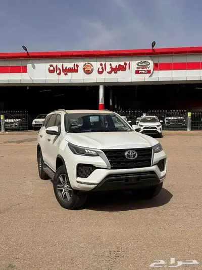 تويوتا فورشنر GX2 بنزين دبل 2.7 سي سي 2025 1