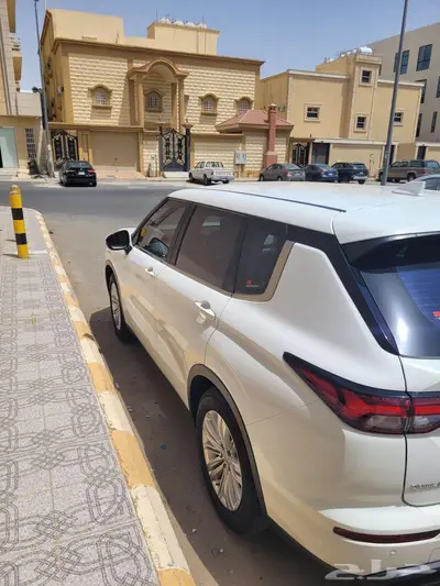 ميتسوبيشي اوتلاندر GLX2023 قمة النظافة   بيشة 5
