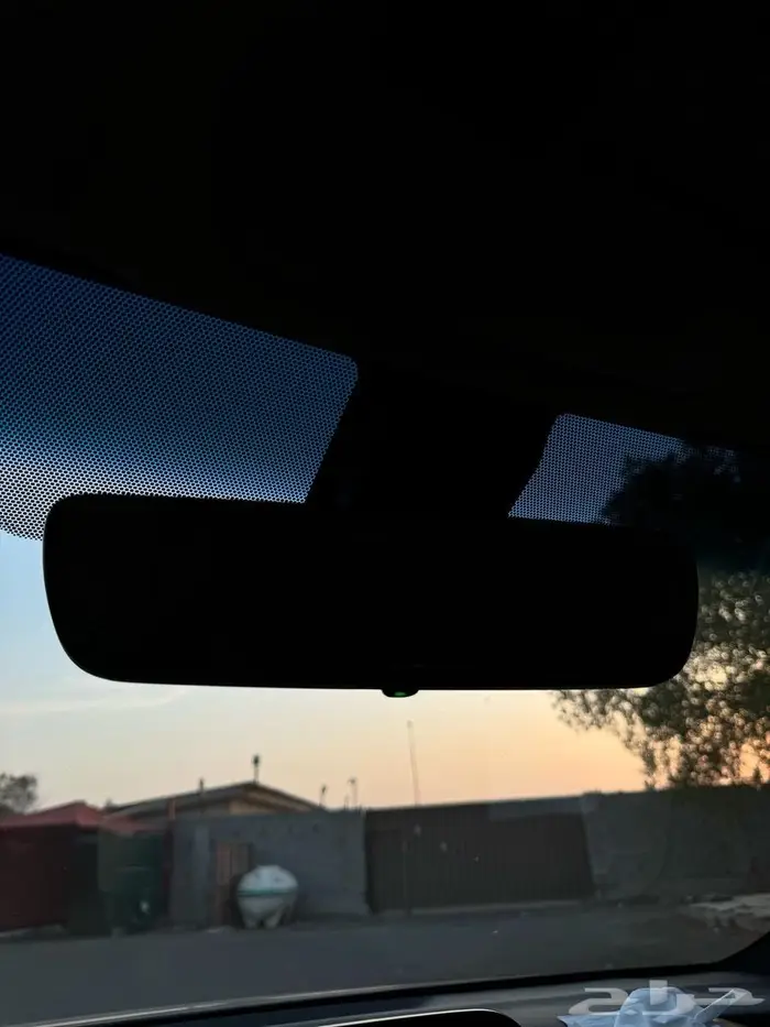 لكزس 2023 هايبرد 2