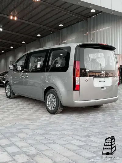هيونداي ستاريا 11 راكب ديزيل اتوماتيك 2025 كاش واقساط 2